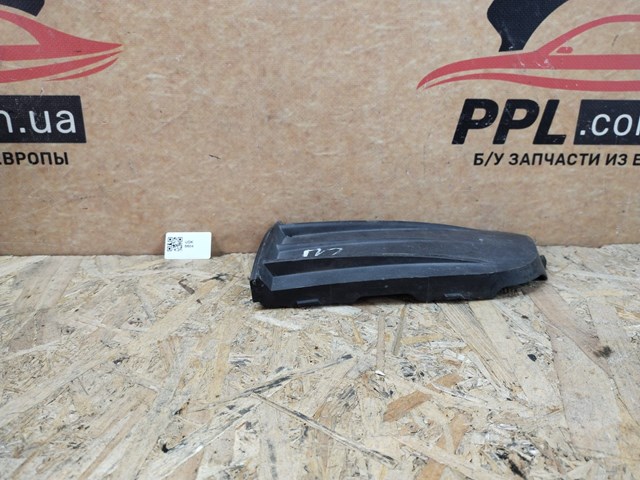 1Z0807367 VAG Заглушка (решетка) противотуманных фар бампера переднего левая купить в Харьков