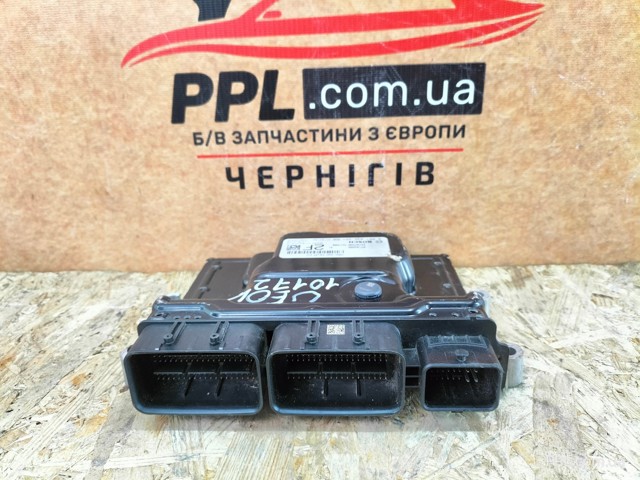 RENAULT 237104328S Блок управления двигателем в наличии Киев