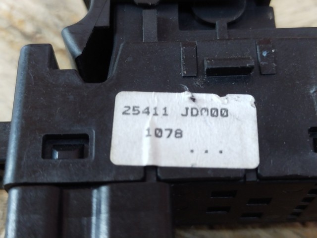 NISSAN 25411JD000 Кнопка подъемника заднего стекла в наличии Днепр