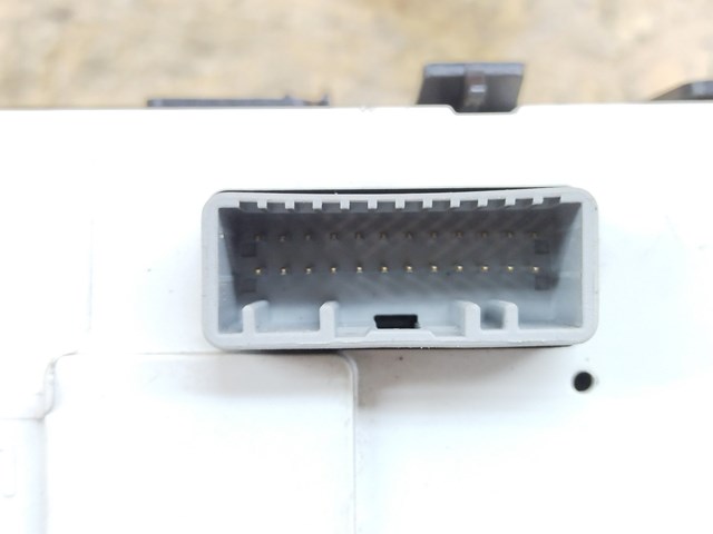 280349044R RENAULT Дисплей многофункциональный купить в Черновцы