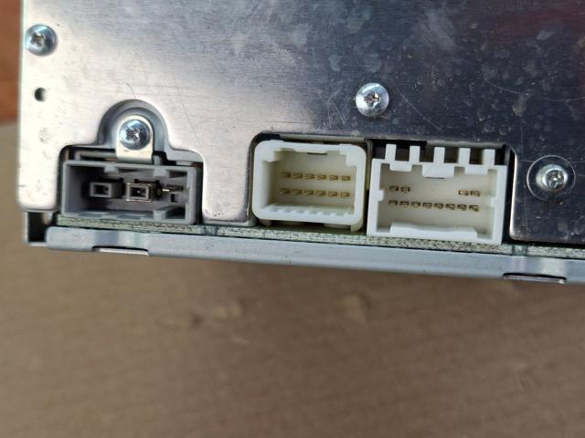 28185JD05A NISSAN Магнитола (радио AM/FM) купить в Полтава