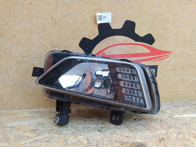 Противотуманка левая 2G0941661A VAG