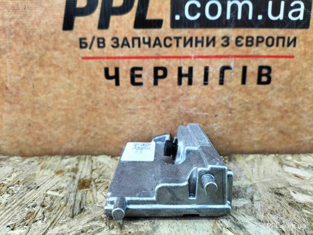 2Q0980653D Камера системы обеспечения видимости купить Черкассы