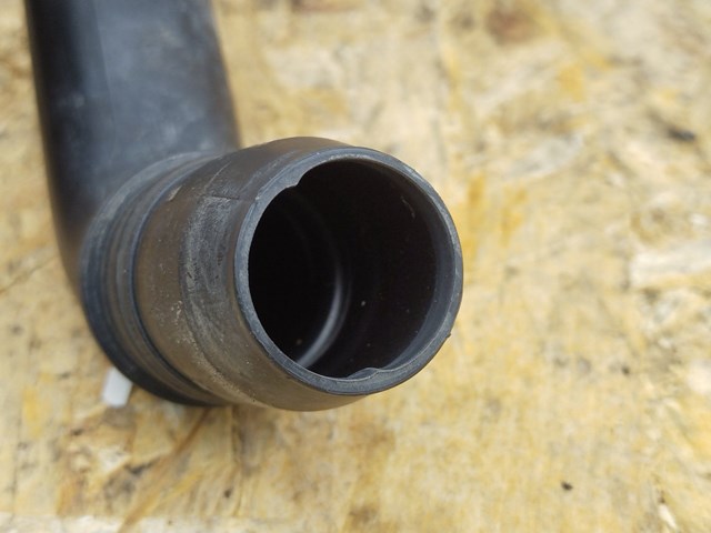 Горловина бачка омывателя 30699202 VOLVO