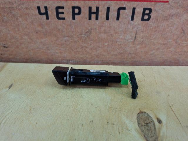 30739296 VOLVO Кнопка аварийки купить в Сумы
