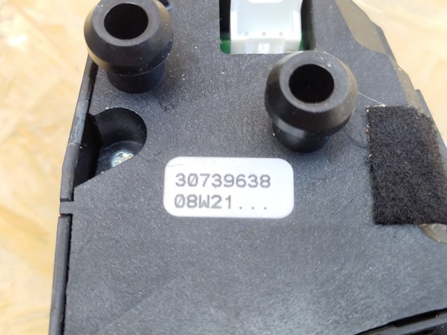 VOLVO 30739638 в наличии Черновцы
