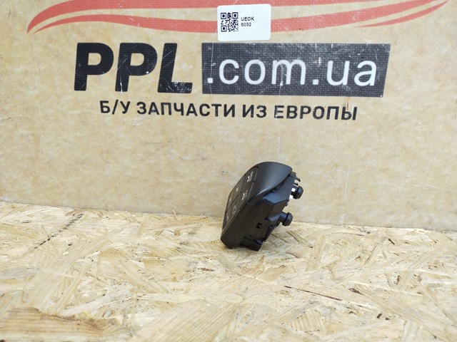 30739640 VOLVO Блок кнопочных переключателей рулевого колеса купить в Чернигов