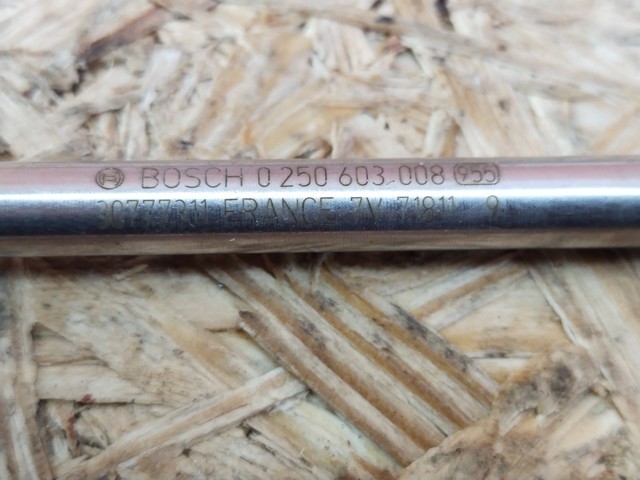 30777311 VOLVO Свеча накала купить в Николаев