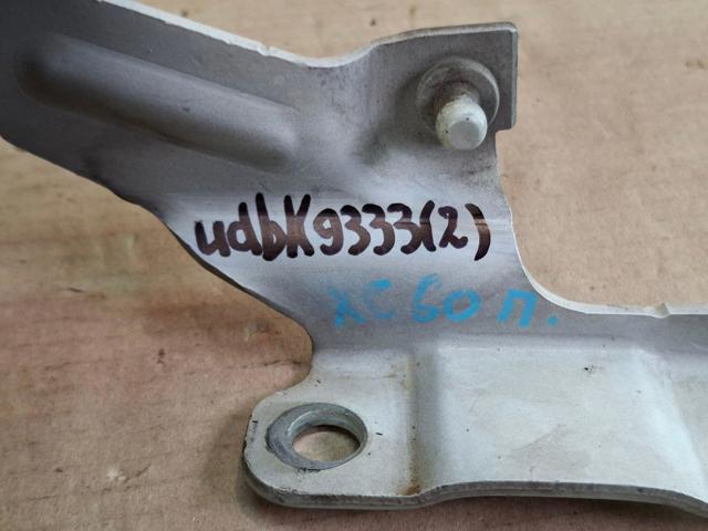 30779282 VOLVO Петля капота левая купить в Тернополь