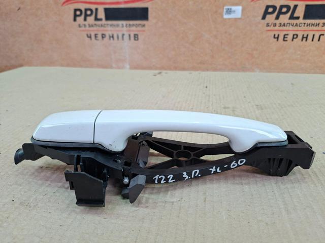 30784203 Держатель наружной ручки двери передней правой купить Запорожье