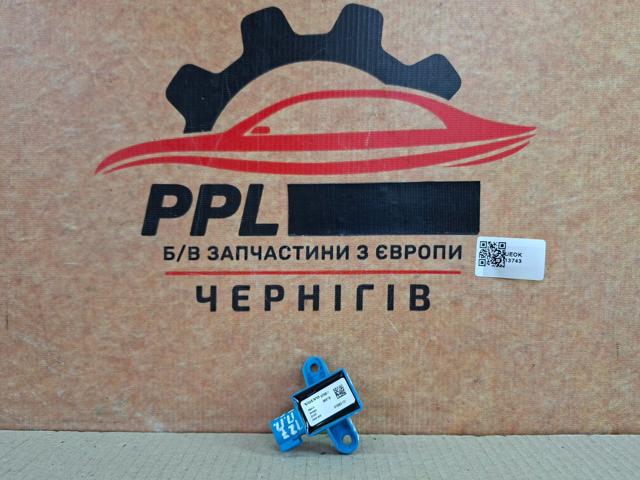 Датчик Эйрбэг передний 30798511 VOLVO