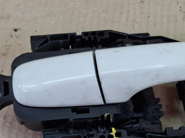 VOLVO 31276166 Держатель наружной ручки двери передней правой в наличии Черкассы