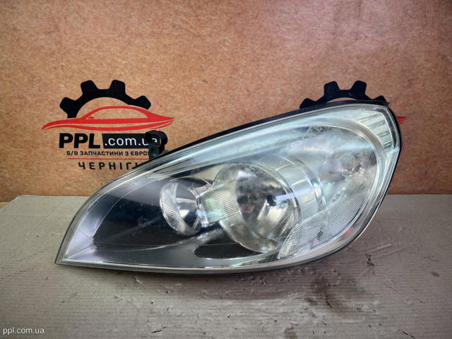 Блок фара левая 31299994 VOLVO