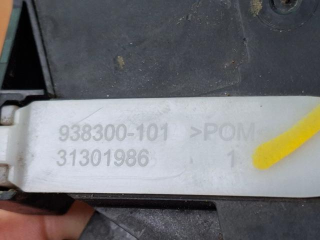 VOLVO 31301944 Замок двери задней правой в наличии Полтава