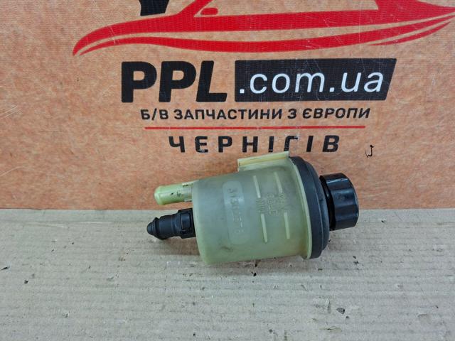 VOLVO 31302576 Бачок ГУР в наличии Чернигов
