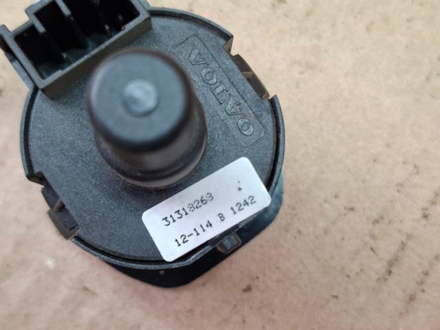 VOLVO 31318268 Замок отключения (деактивации) подушки безопастности пассажира в наличии Винница