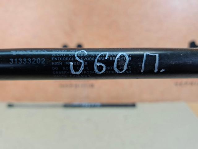 VOLVO 31333202 Амортизатор багажника в наличии Запорожье
