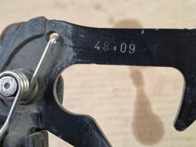 3C0823480 VAG Стояк-крюк замка капота купить в Ровно