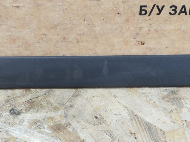 3M51R25532AC Молдинг двери задней правой купить Львов