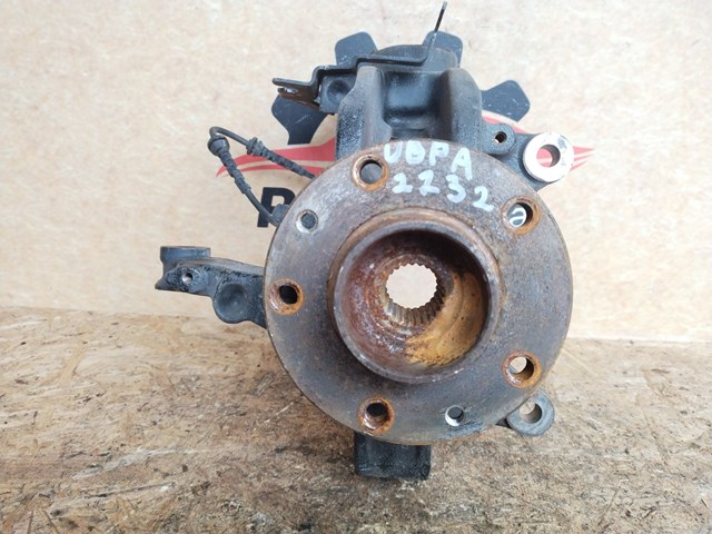 400142483R RENAULT Цапфа передняя правая купить в Винница