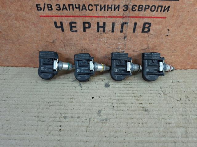Датчик давления воздуха в шинах 407003743R RENAULT