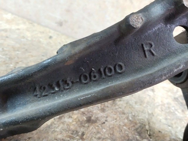 TOYOTA 4231306100 в наличии Ровно