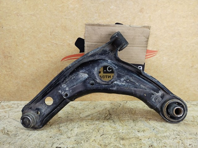 4806859135 TOYOTA Нижний рычаг купить в Чернигов