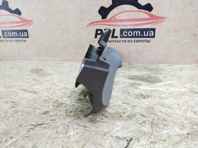 4L0867608 Обшивка (облицовка) крышки багажника (двери 3/5-й задней) купить Житомир