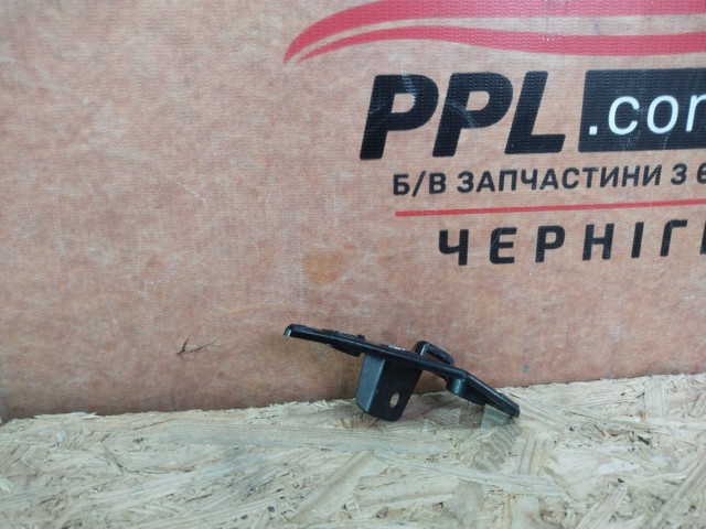 BMW 51117459731 Кронштейн бампера переднего левый в наличии Чернигов