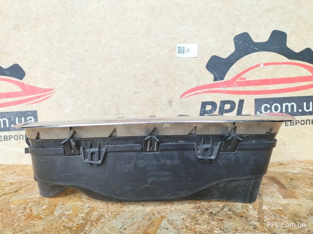 BMW 51137171396 Решетка радиатора правая в наличии Одесса