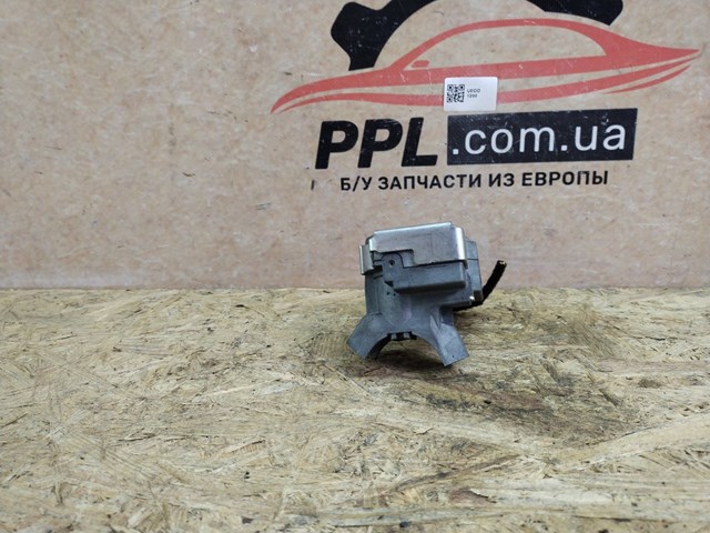 CHRYSLER 52068663 в наличии Запорожье