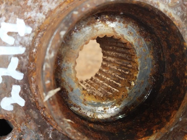 Цапфа поворотного кулака 52087011 FIAT