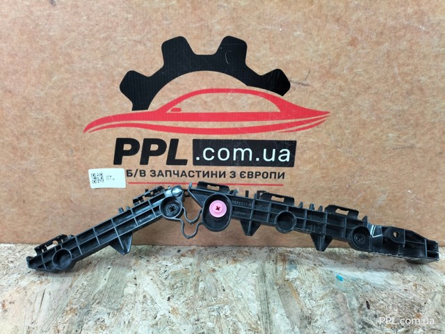 Кронштейн бампера заднего, правый 5215542050 TOYOTA
