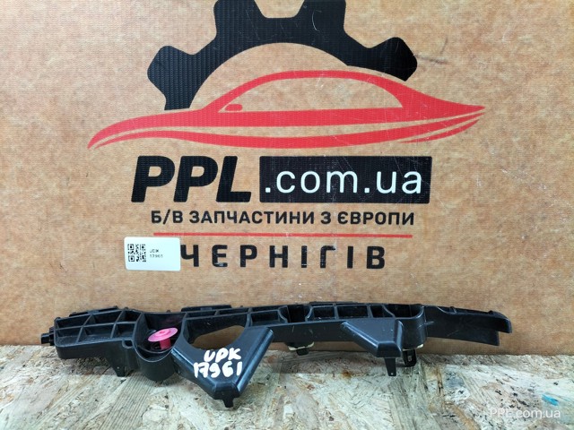 TOYOTA 5215642010 Кронштейн бампера заднего внешний левый в наличии Украина