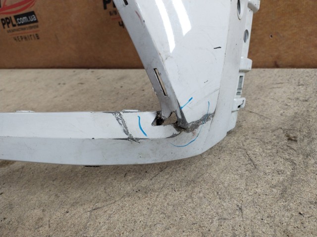 Бампер передний 565807221 VAG