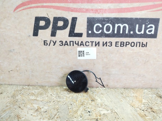 Передняя заглушка бампера буксировочного крюка Фольксваген Гольф 6