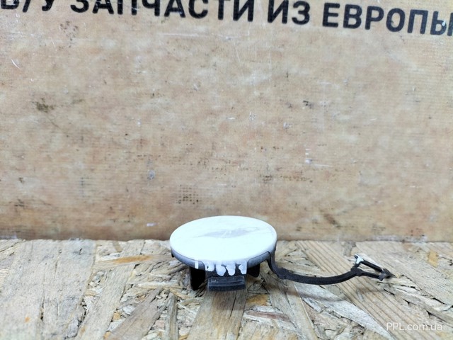 5G0807241D VAG Заглушка бампера буксировочного крюка передняя купить в Тернополь