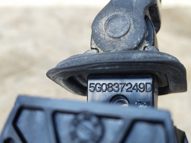 Ограничитель открывания двери 5G0837249D VAG