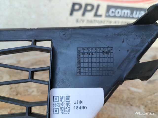 5P9853667 Решетка радиатора купить Одесса