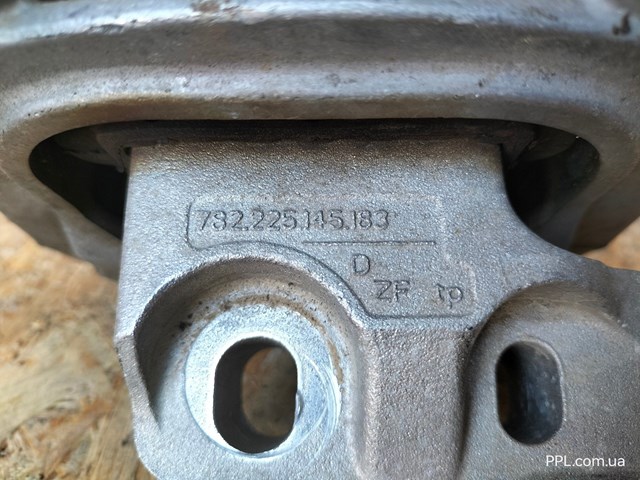 5Q0199262DF Подушка трансмиссии (опора коробки передач) левая купить Черкассы