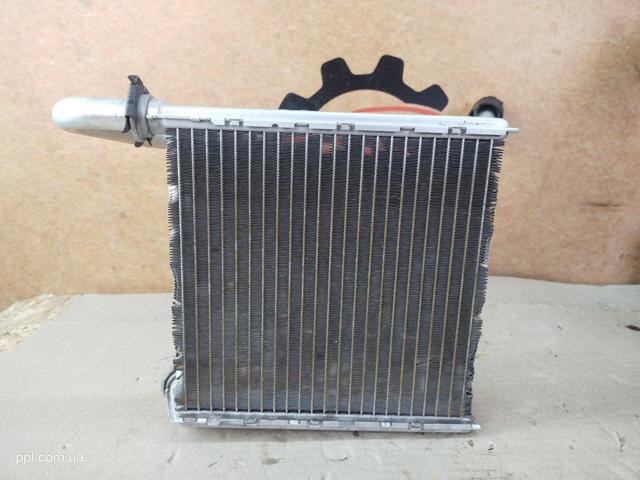 Радиатор отопителя 5Q0819031 VAG