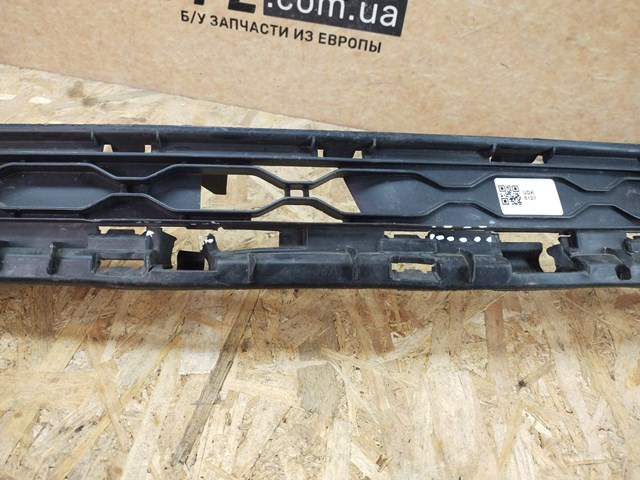 RENAULT 622561725R Решетка бампера переднего центральная в наличии Полтава