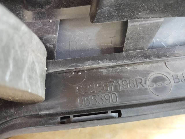 Облицовка радиатора 622567196R RENAULT
