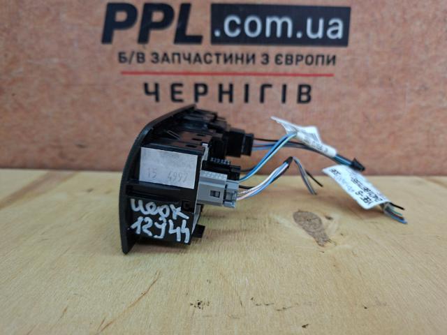 648450001R RENAULT Кнопка (регулятор) корректора фар купить в Украина