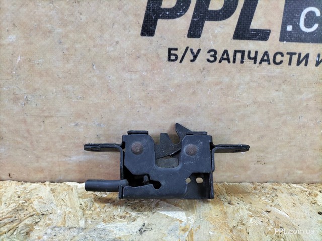 Замок крышки капота Renault Megane 3