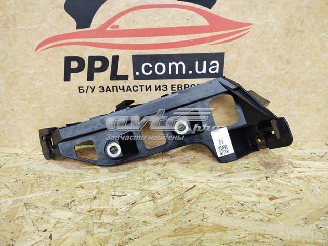 Правое крепление заднего бампера 68103184AE CHRYSLER