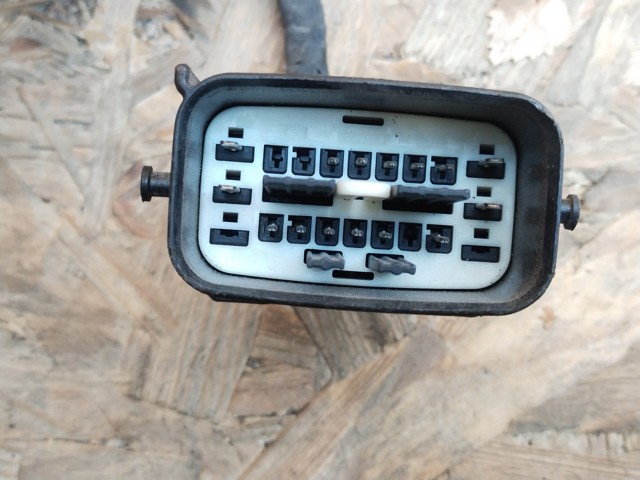 CHRYSLER 68205940AE в наличии Запорожье