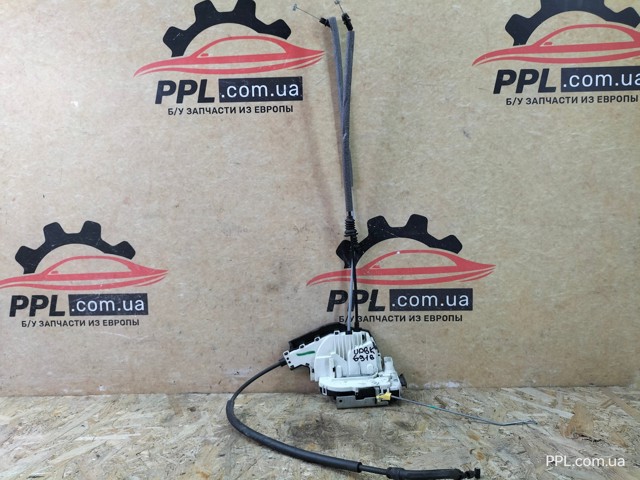 Замок передней левой двери 68211097AA CHRYSLER