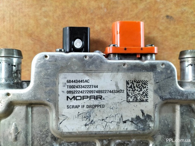 CHRYSLER 68443445AC Модуль управления (ЭБУ) обогрева батареи в наличии Украина