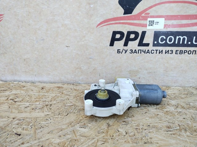 6927028 BMW Мотор стеклоподъемника двери передней правой купить в Каменское